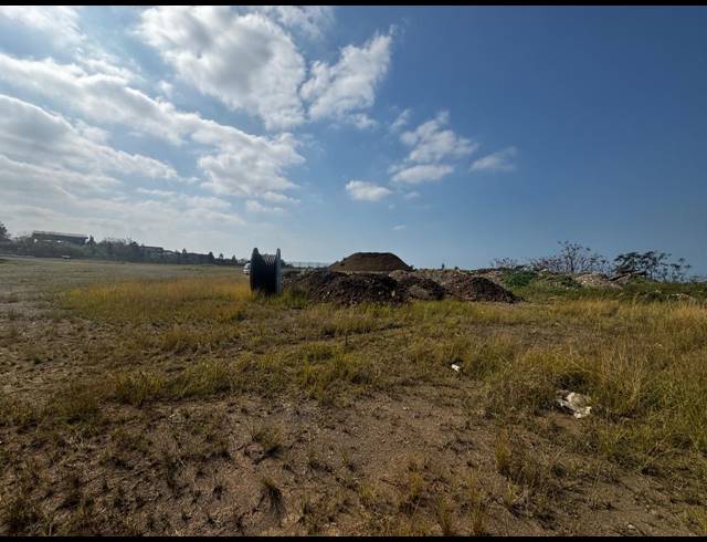 13,000M² VACANT LAND TO LET IN RIET RIVER